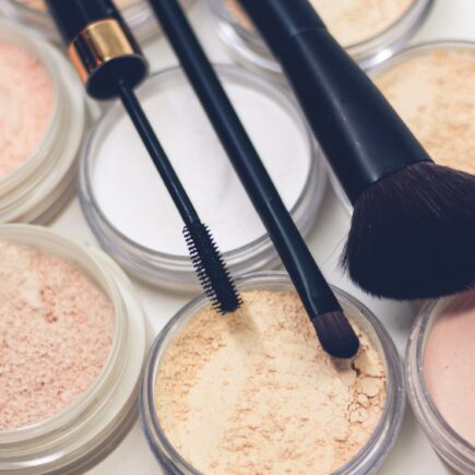 Maquillage de jour vs. maquillage de nuit : conseils et astuces pour une transition réussie